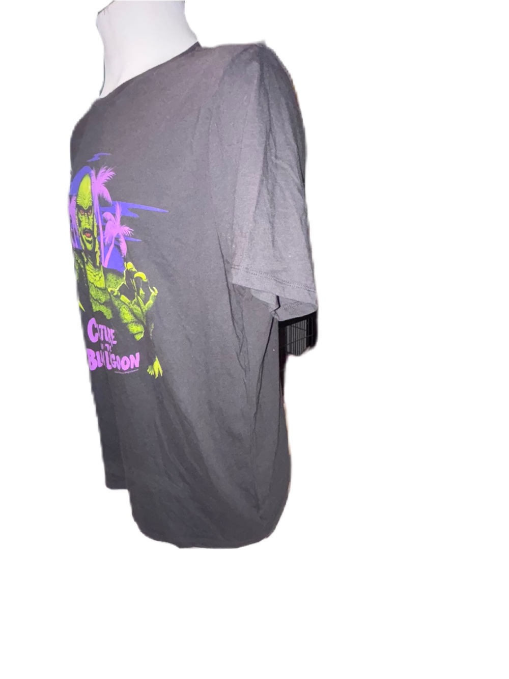 Old Navy Gray Creature From The Black Lagoon Graphic Tee T‑Shirt Men's XL - Picture 7 of 12